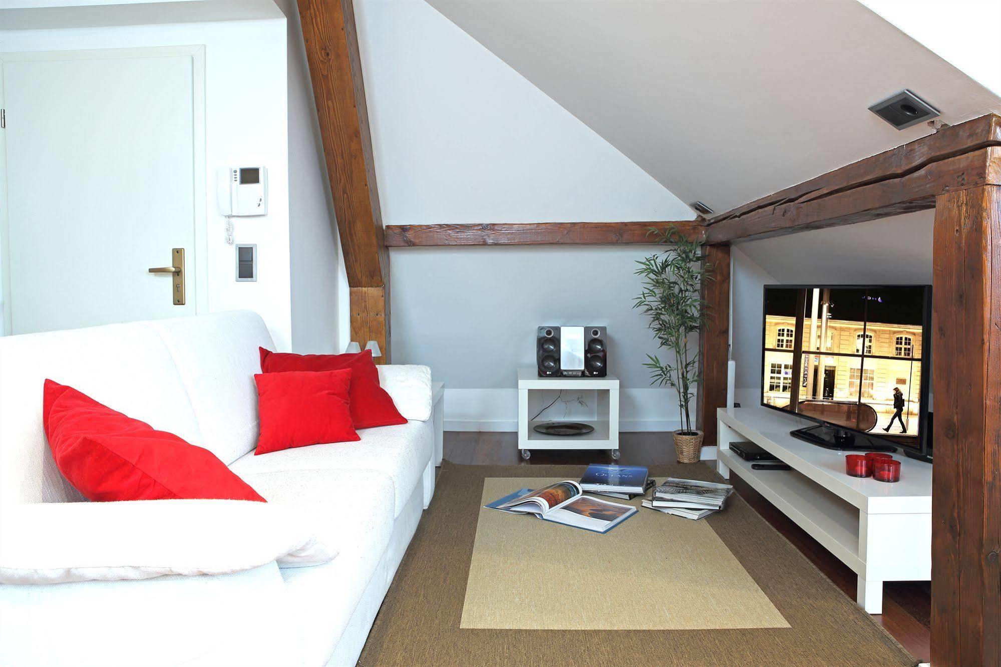 The Queen Luxury Apartments - Villa Giada Luksemburg Zewnętrze zdjęcie